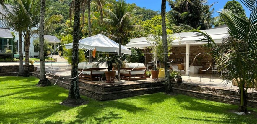 Excelente Casa no Condomínio Portobello