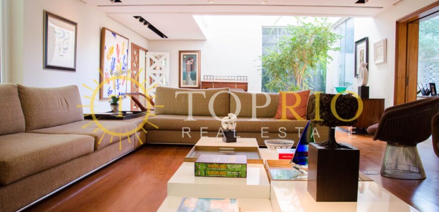 Magnífica Casa com 1.360 m² de Área Construída