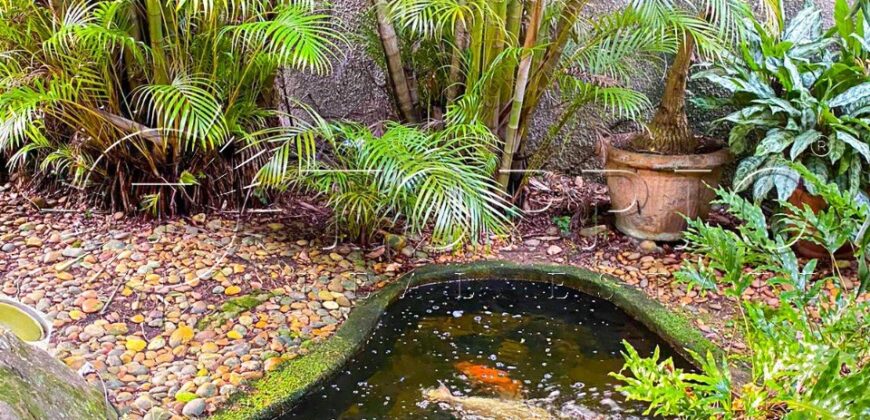 Extraordinária mansão no prestigiado Condomínio Greenwood – Itanhangá.