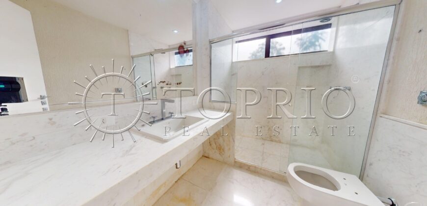 Cobertura Duplex na Quadra da Praia do Leblon – 498m²