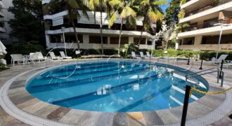 Cobertura Duplex na Quadra da Praia do Leblon – 498m²