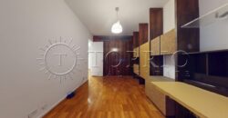 Cobertura duplex à venda no Leblon, na quadra da praia, com 259 m²