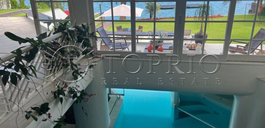 Excelente Casa em Mombaça – Angra dos Reis – Frente para o Mar