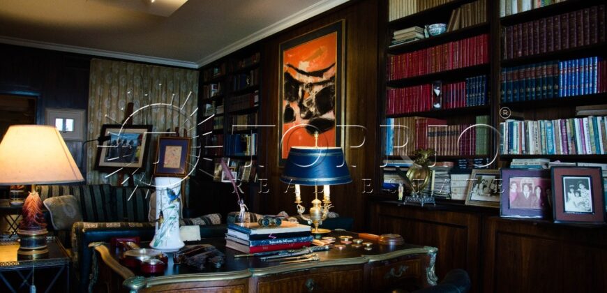 Imóvel Exclusivo no Arpoador – Rua Privativa com Acesso Restrito à Praia