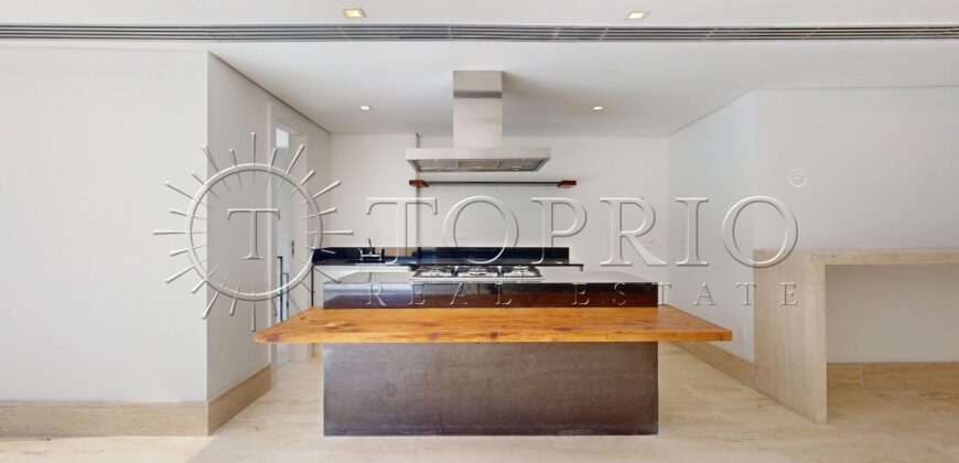 Cobertura Duplex na Quadra da Praia do Leblon – 498m²