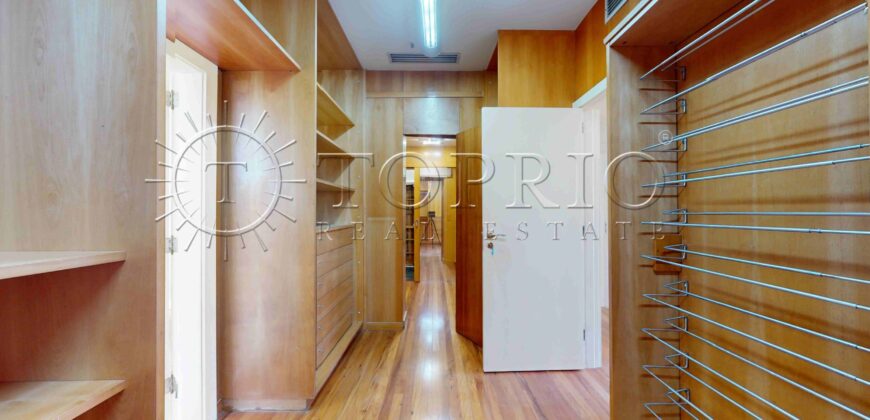 Apartamento de alto padrão à venda no Edifício Michelangelo, localizado em uma das regiões mais valorizadas do Rio de Janeiro.