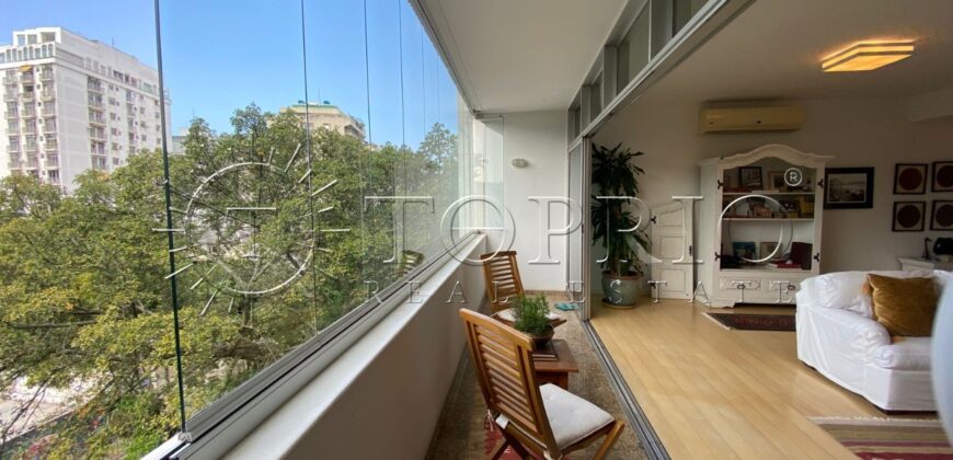 Apartamento Exclusivo com Vista para a Lagoa – 1 por Andar
