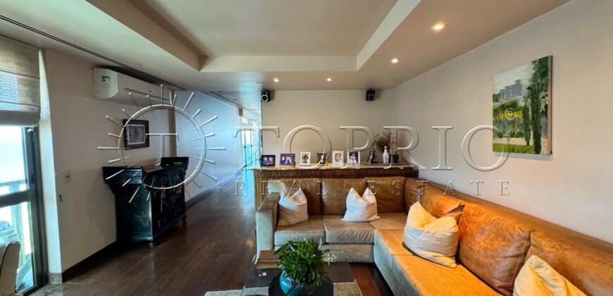 Apartamento em andar alto de 373 m² na Avenida Vieira Souto