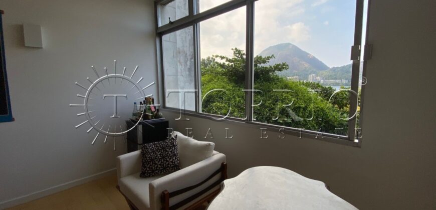 Apartamento Exclusivo com Vista para a Lagoa – 1 por Andar