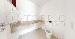 Casa duplex com 626 m² de área construída