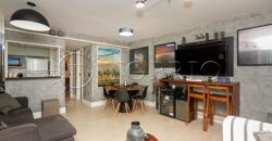 Apartamento reformado com vista para a Praia de Ipanema