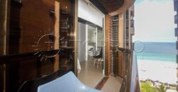 Apartamento reformado com vista para a Praia de Ipanema