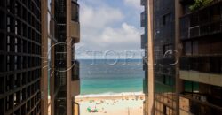 Apartamento reformado com vista para a Praia de Ipanema