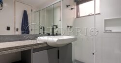 Apartamento reformado com vista para a Praia de Ipanema