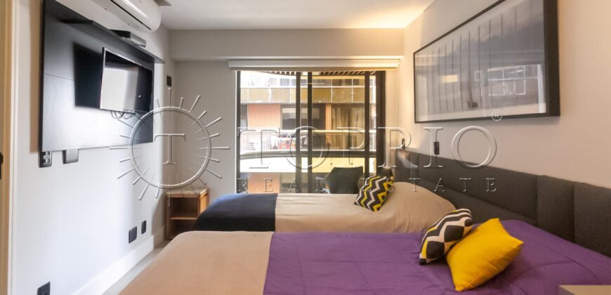 Apartamento reformado com vista para a Praia de Ipanema