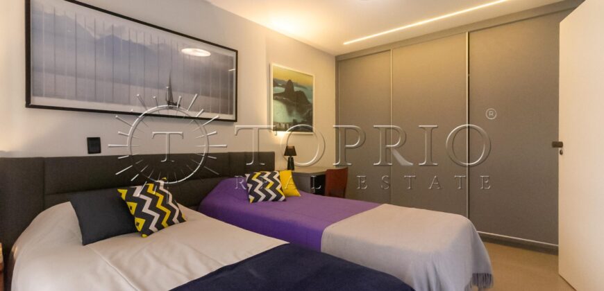 Apartamento reformado com vista para a Praia de Ipanema