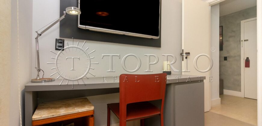 Apartamento reformado com vista para a Praia de Ipanema