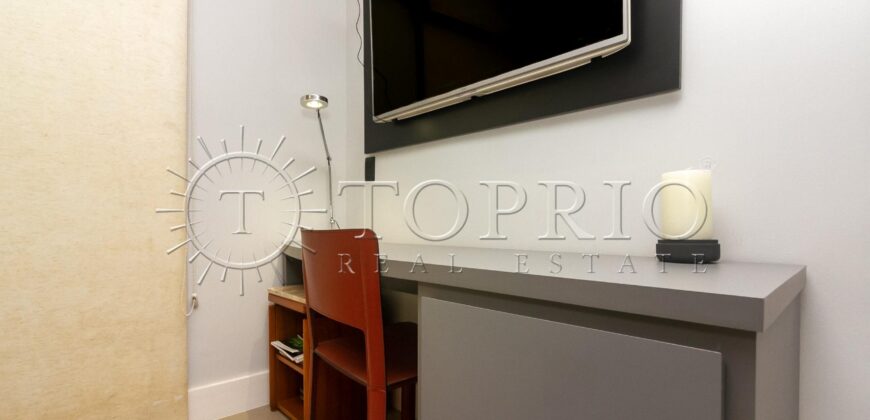 Apartamento reformado com vista para a Praia de Ipanema