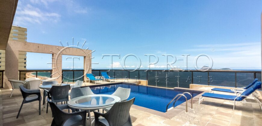 Apartamento reformado com vista para a Praia de Ipanema