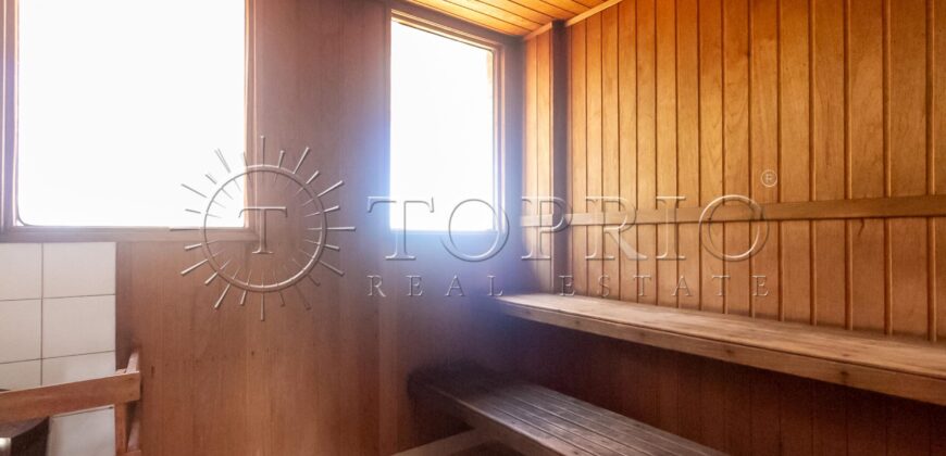 Apartamento reformado com vista para a Praia de Ipanema