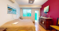 Apartamento de 261 m², silencioso, em rua nobre no Leblon.