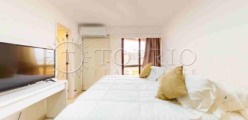 Apartamento de 91 m², reformado, com vista frontal para a Praia de Ipanema