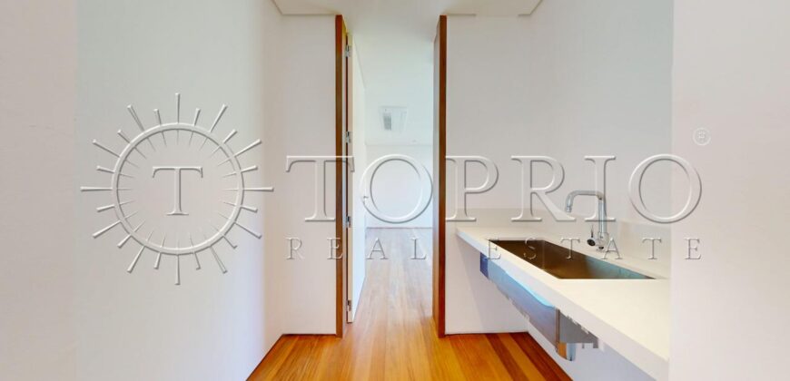 Espetacular casa duplex com 470m² de área construída