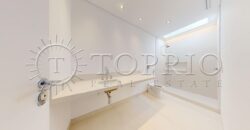 Espetacular casa duplex com 470m² de área construída