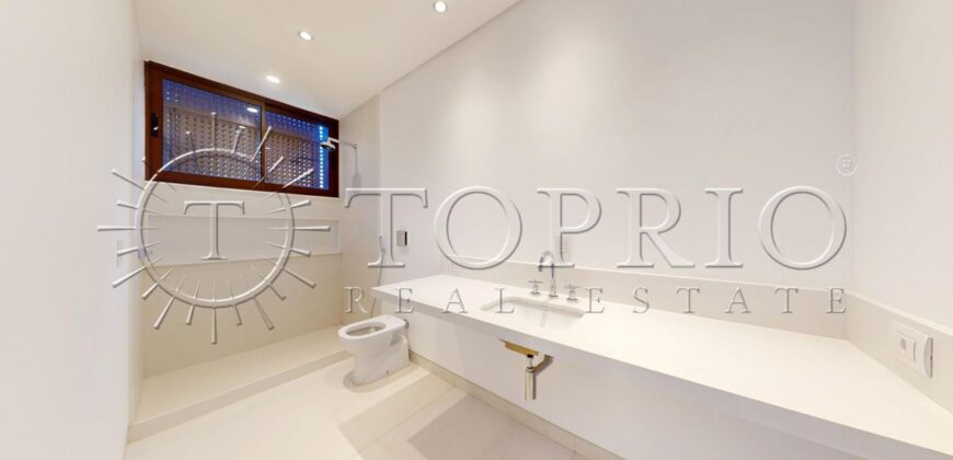 Espetacular casa duplex com 470m² de área construída