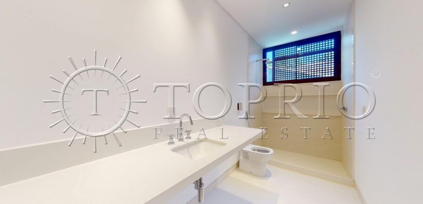 Espetacular casa duplex com 470m² de área construída