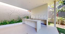 Espetacular casa duplex com 470m² de área construída