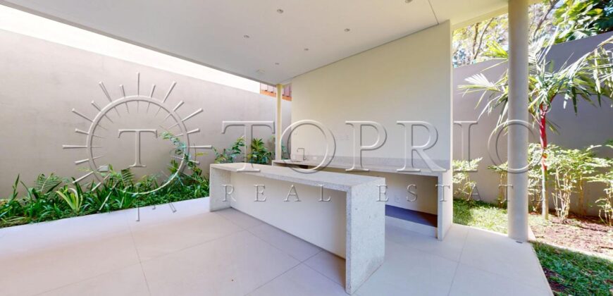 Espetacular casa duplex com 470m² de área construída