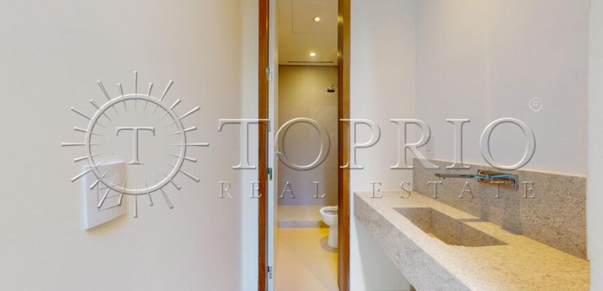 Espetacular casa duplex com 470m² de área construída