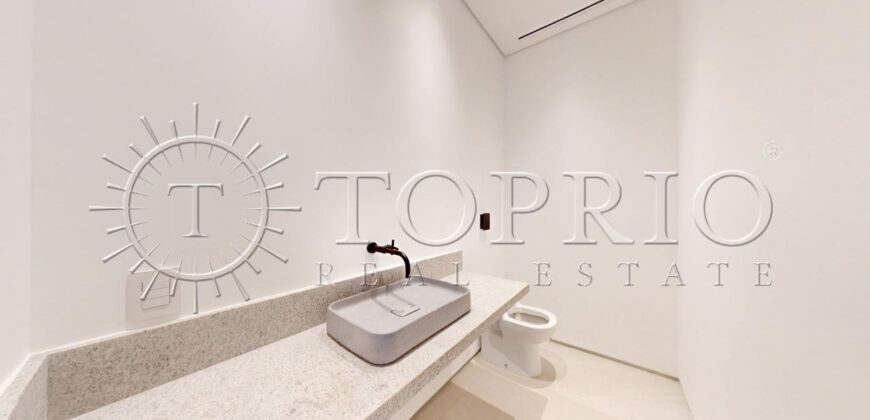 Espetacular casa duplex com 470m² de área construída