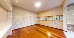 Apartamento de 272 m², silencioso e em rua excelente, no Leblon.
