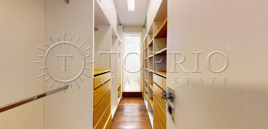 Apartamento de 272 m², silencioso e em rua excelente, no Leblon.