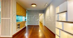 Apartamento de 272 m², silencioso e em rua excelente, no Leblon.