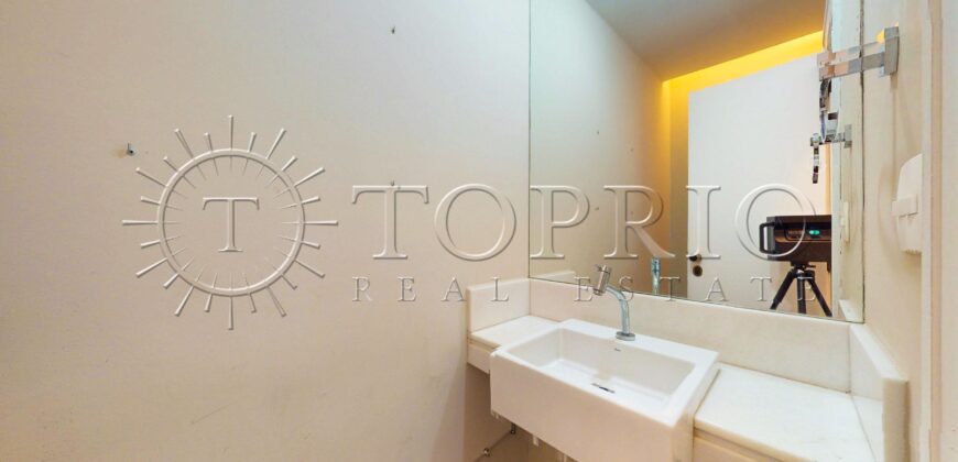 Apartamento de 272 m², silencioso e em rua excelente, no Leblon.