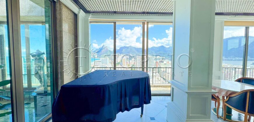 Apartamento reformado de 75m², em Ipanema