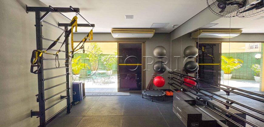 Apartamento reformado de 75m², em Ipanema