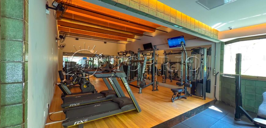 Apartamento reformado de 75m², em Ipanema