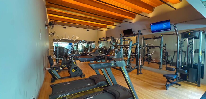 Apartamento reformado de 75m², em Ipanema