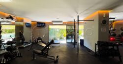 Apartamento reformado de 75m², em Ipanema