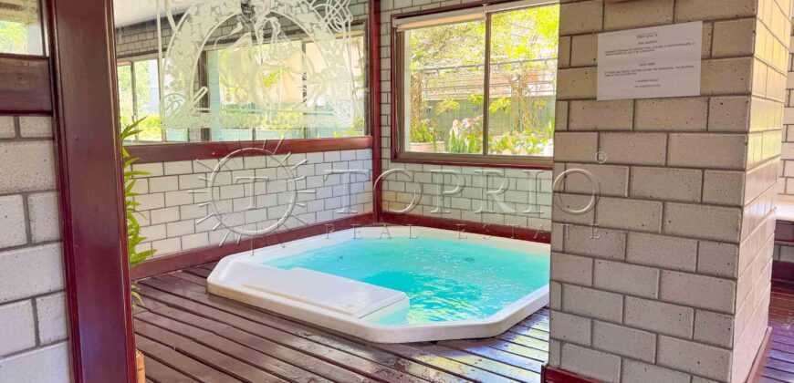 Apartamento reformado de 75m², em Ipanema