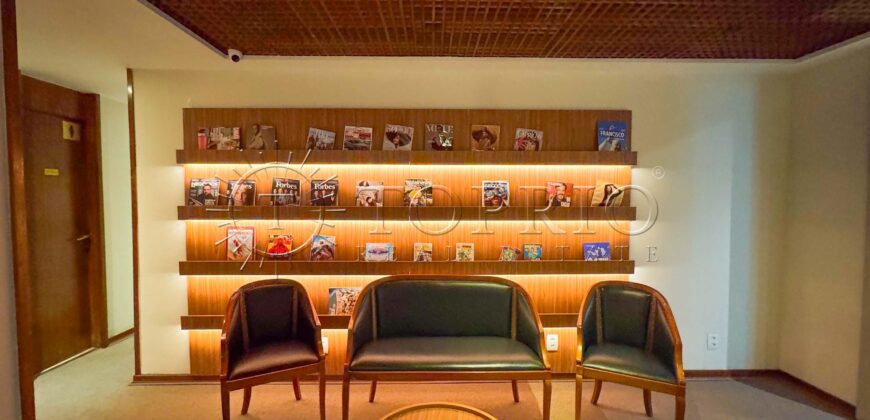 Apartamento reformado de 75m², em Ipanema