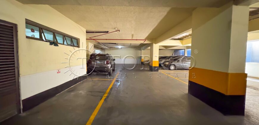 Apartamento reformado de 75m², em Ipanema