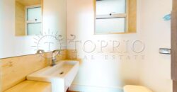 Cobertura Duplex Reformada com Vista Deslumbrante da Praia de Ipanema