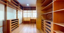 Cobertura Duplex Reformada com Vista Deslumbrante da Praia de Ipanema