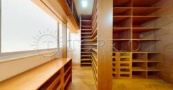 Cobertura Duplex Reformada com Vista Deslumbrante da Praia de Ipanema