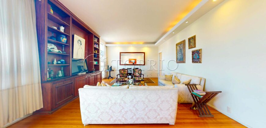 Apartamento de 210 m² na Vieira Souto